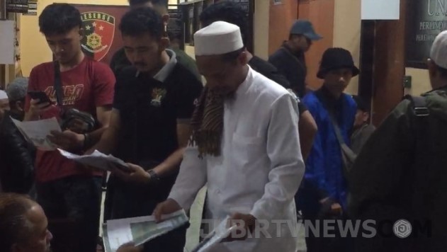 Hina Habib di Medsos