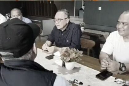 Projo bertemu dengan Iyos Somantri