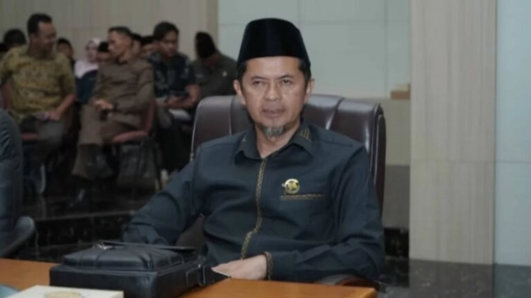 Dewan Iwan Dukung Pembatasan Usia Bermedsos: Bakal Beri Dampak Positif ke Sukabumi