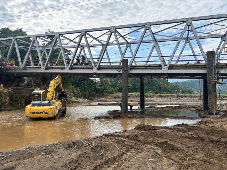 Perbaikan Jembatan Bojongkopo Sukabumi Sudah Berprogres, DPRD Minta Pengerjaannya Berkualitas