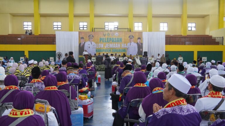 434 Calon Haji Kloter 6 Dilepas Bupati Sukabumi di Pusbangdai Cikembang, Didominasi Jemaah Perempuan