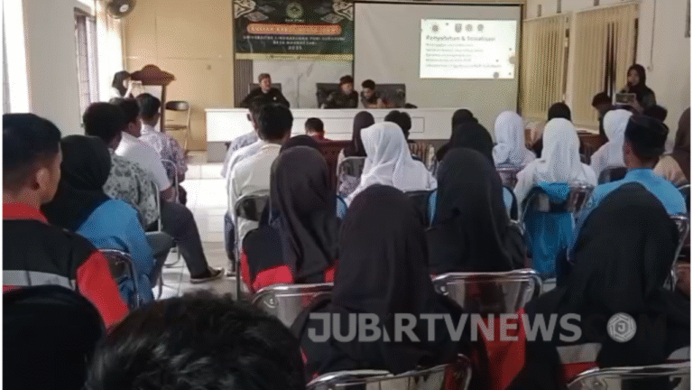Cegah HIV/AIDS di Jampangkulon, Mahasiswa KKN Linggabuana Gelar Sosialisasi