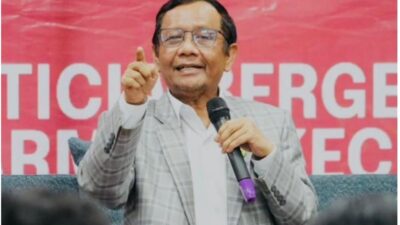 Dugaan Ijazah Palsu Jokowi, Mahfud MD: Tidak Pengaruhi Keabsahan Keputusan Negara
