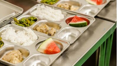 Bakteri E. coli dan Salmonella Mengintai! Menu MBG di Bogor Sebabkan 214 Siswa Tumbang