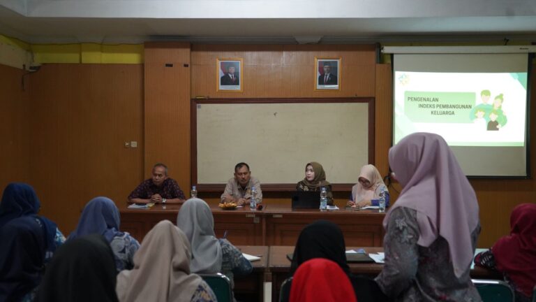 DPPKB Sukabumi Bahas Arah Strategis Program Keluarga Berencana 2025–2029