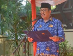 Pimpin Upacara KORPRI, Bupati Asep Japar Soroti Etika dan Layanan Publik