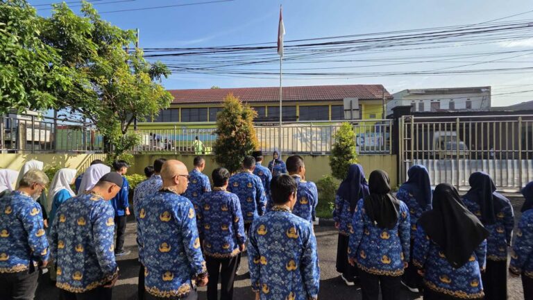 Fokus Pelayanan Publik, DPPKB Sukabumi Tegaskan Pentingnya Loyalitas dan Tanggung Jawab ASN