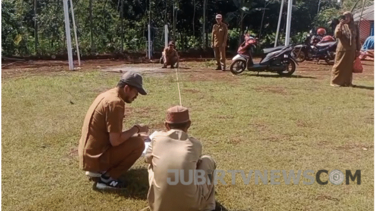 Matangkan Persiapan PHBN, Muspika Jampangkulon Sukabumi Tinjau Lapangan Kandang Luhur