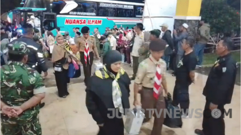 440 Jemaah Haji Kloter 6 Asal Sukabumi Tiba di Asrama Haji Cikembang Cikembar