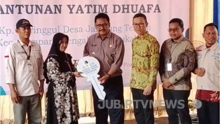 Puluhan Korban Bencana di Jampangtengah Terima Huntap, Bupati Sukabumi Serahkan Langsung Bantuan