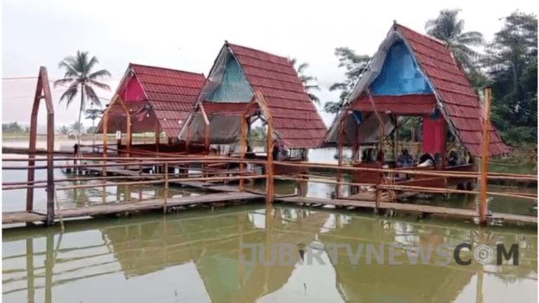 Cita Rasa dan Keindahan Alam di Lesehan H. Ali Karanglayung, Surade Sukabumi