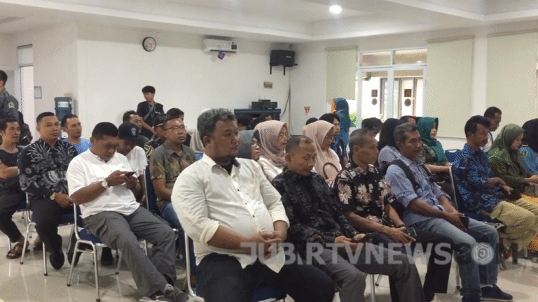 Nelayan Palabuhanratu Suarakan Keluhan BBM dan Pendangkalan Dermaga Saat Reses DPRD Jabar A. Yamin