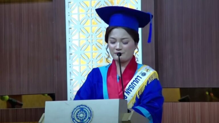 Mahasiswi Kristen Minta Beasiswa S-2 di Kampus Muhammadiyah, Jawaban Rektor Bikin Merinding!