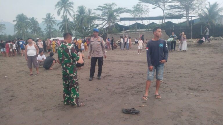 3 Anak Terseret Ombak Saat Bermain di Pantai Bufalo: 2 Selamat, 1 Anak Hilang