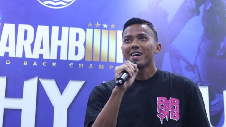 Cerita Teja Paku Alam Kenang Masa Kecil di Sukabumi saat Hadiri Meet & Greet Trophy Tour Persib 2025