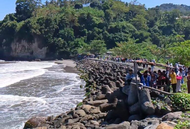 Dermaga Cisolok Sukabumi Terbengkalai Akibat Status Aset: Nelayan Mengadu, DPRD Janji Perjuangkan!