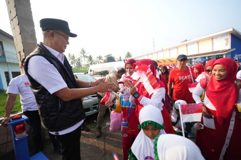 Jalan Sehat dan Aksi Lingkungan Muhammadiyah Sukabumi, Dorong Gaya Hidup Sehat dan Peduli Bumi