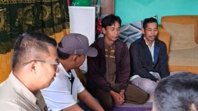 Anggota DPR RI Iman Adinugraha Kunjungi Keluarga Korban Kericuhan Unjuk Rasa Asal Cikidang Sukabumi