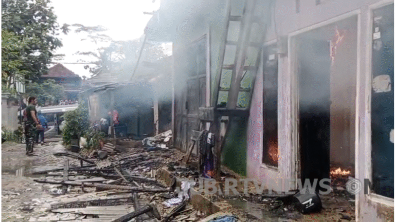Kebakaran Hebat Landa Asrama Ponpes Al-Kafi Jampangkulon Sukabumi, Diduga Akibat Korsleting