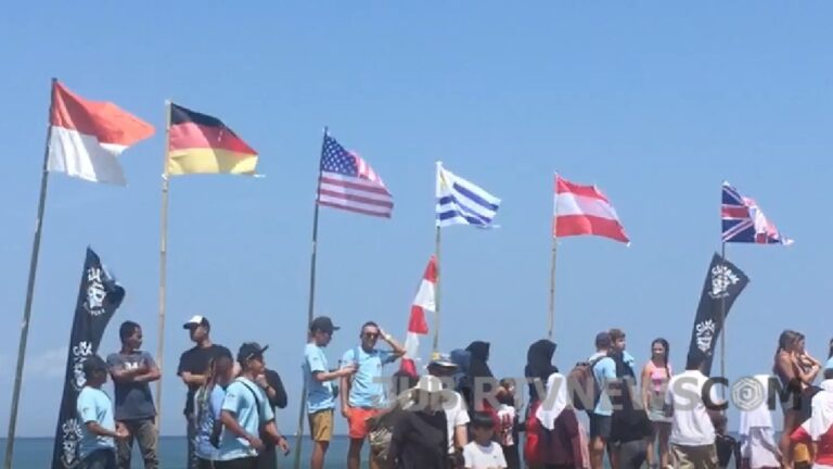 Video: 11 Negara Ramaikan Cimaja Surf Competition 2025, Bupati Sukabumi: Selanjutnya Bisa Lebih!