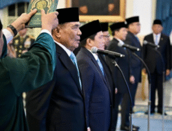 Prabowo Lantik 11 Pejabat Baru, Erick Thohir Jadi Menpora