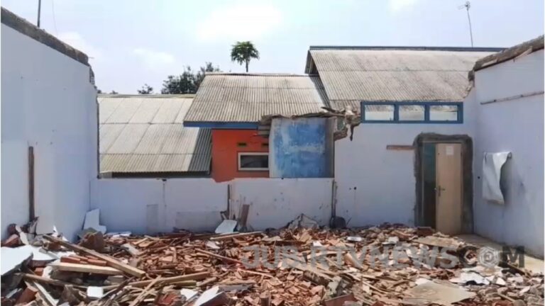 Video: Atap Ruang Kantor SDN 1 Bojongjengkol Sukabumi Ambruk, Pihak Sekolah Harapkan Perbaikan