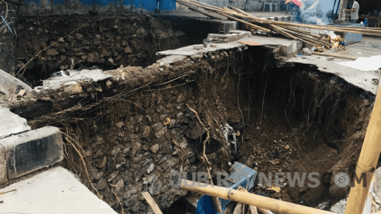 Lubang Besar Muncul di Kawasan Wisata Karanghawu Cisolok, Ini Respons Dispar Sukabumi