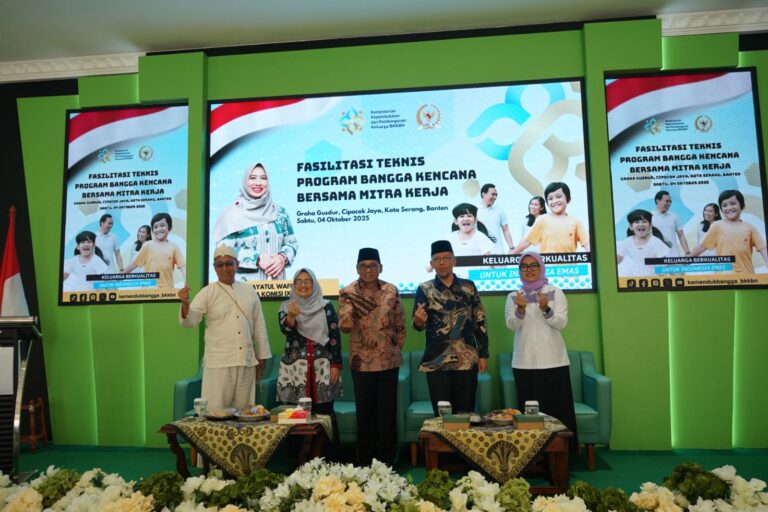 Komisi IX DPR RI dan BKKBN Perkuat Program Bangga Kencana di Kota Serang