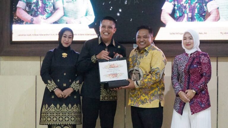 Sinergi Tanpa Sekat: Ketua DPRD Sukabumi Sambut Regenerasi Kepemimpinan di Kodim 0622