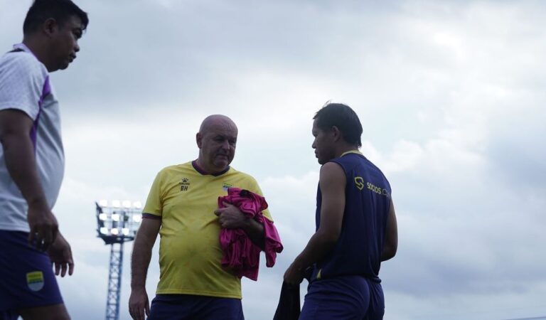 Persib Bidik Tiga Poin Kontra Bangkok United di ACL Two 2025/26, Ini Prediksi Line-Up Nya