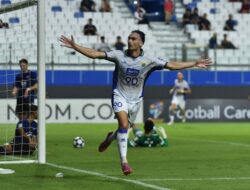 ACL Two 2025/26: Persib Akhiri Penantian 30 Tahun, Menang 2-0 di Thailand Lawan Bangkok United