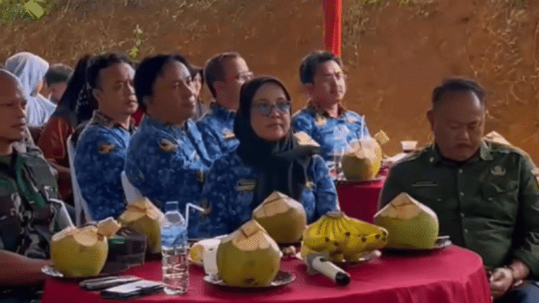 DKUKM Sukabumi Ikuti Peletakan Batu Pertama Gerai Pergudangan Koperasi Merah Putih