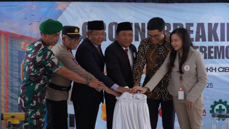 Perkuat Layanan Kesehatan, Wabup Sukabumi Lakukan Groundbreaking Gedung Baru di RS DKH Cibadak