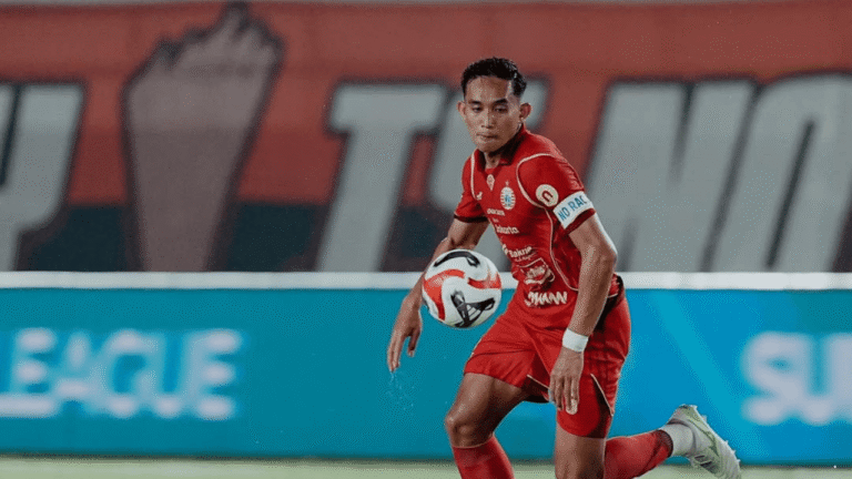 Sejarah Baru Sepak Bola Nasional, Rizky Ridho Jadi Wakil Indonesia di Nominasi Puskas Award 2025