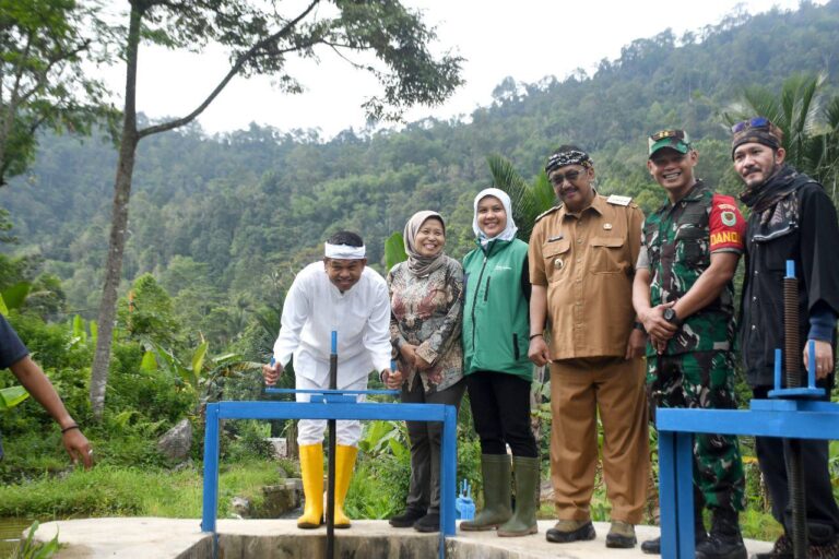 Dedi Mulyadi Resmikan PLTMH Ciganas di Sirnarasa Sukabumi, Warga Diminta Jaga dan Rawat Fasilitas