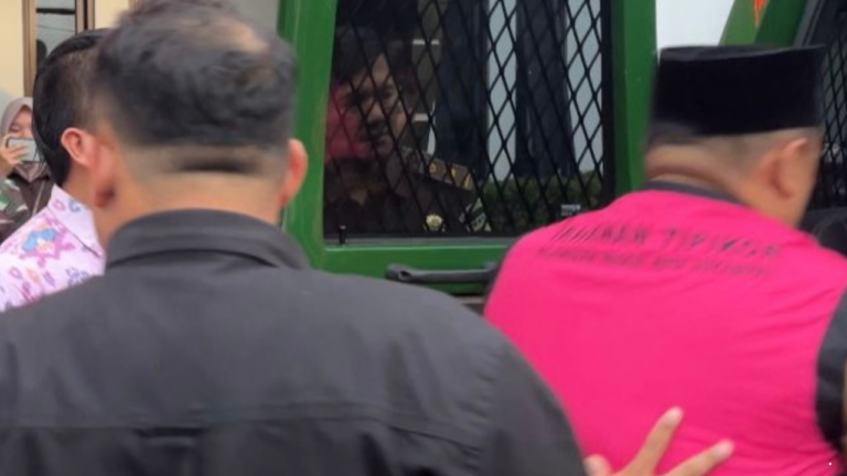 Kejari Kota Sukabumi Tahan Eks Kadisporapar dalam Kasus Dugaan Korupsi Retribusi Wisata