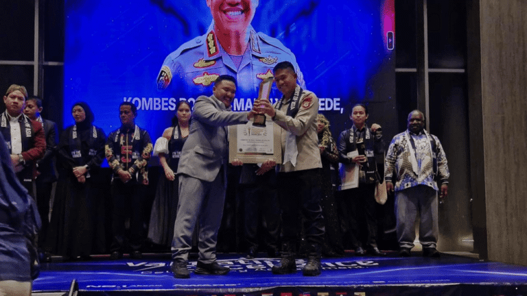 Kombes Pol. Maruly Pardede Terima Penghargaan “Best Integrity and Innovative Leader 2025” Tingkat Asia