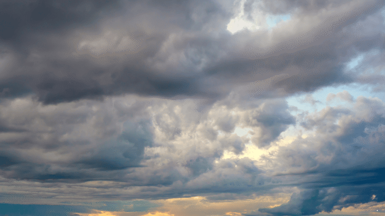 Prakiraan Cuaca Jabar 24 Desember 2025, Pagi hingga Siang Cerah Berawan