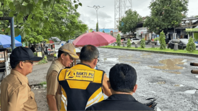Anggaran Rp4 Miliar Disiapkan Dinas PU Sukabumi untuk Perbaikan Jalan Ahmad Yani Palabuhanratu