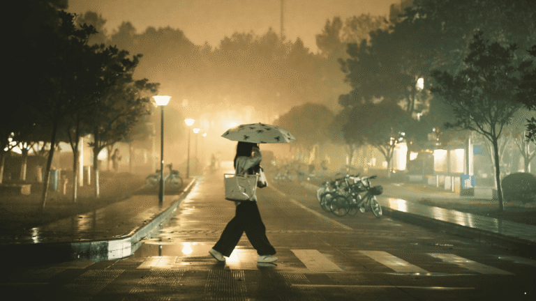 Prakiraan Cuaca Jabar 22 Januari 2026, Waspada Hujan Lebat Terjadi dari Pagi hingga Malam Hari