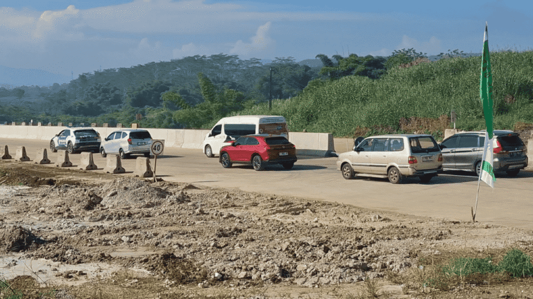 Jalur Fungsional Tol Bocimi Seksi 3 Resmi Dibuka, Target Urai Kemacetan di Cibadak