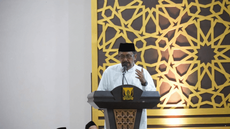 Muhibah Ramadan di Warungkiara, Bupati Sukabumi Paparkan Program Beasiswa hingga Rutilahu