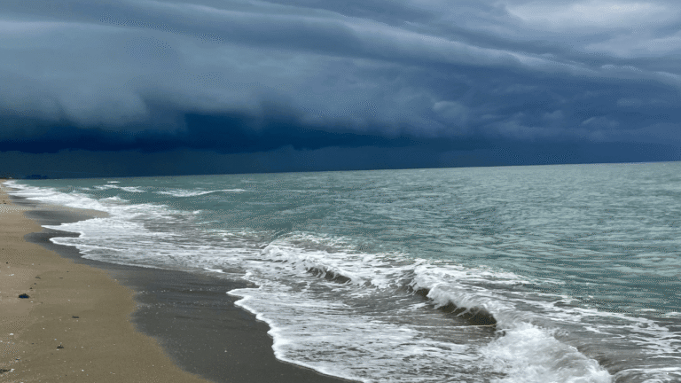 Prakiraan Cuaca Jabar 27 Maret 2026, Hujan Berpotensi Turun Sejak Pagi di Sejumlah Wilayah