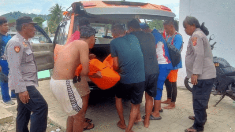Terjebak Air Pasang saat Memancing, Pemuda Asal Cisaat Tewas Terseret Ombak di Pantai Cikadal Sukabumi
