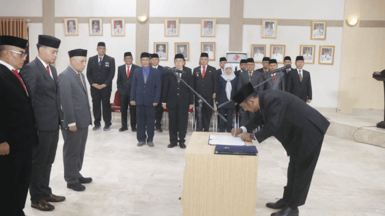 3 Pejabat Pratama dan 90 ASN Resmi Dilantik, Bupati Sukabumi Berikan Pesan Ini