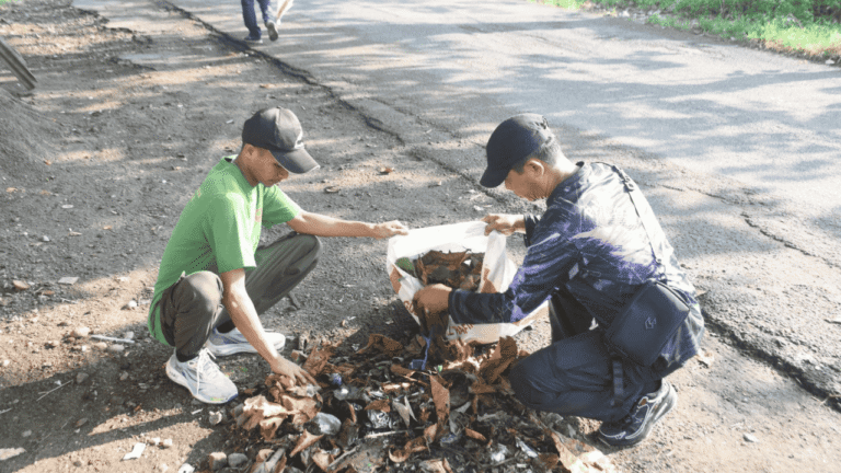 Aksi Bersih-Bersih Pemkab Sukabumi di Jalur Wisata Pasca Libur Lebaran, Jaga Kebersihan Destinasi