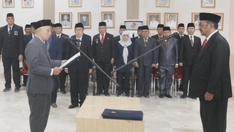 Deni Yudono Resmi Jabat Kasatpol PP Sukabumi, Siap Kedepankan Pendekatan Humanis