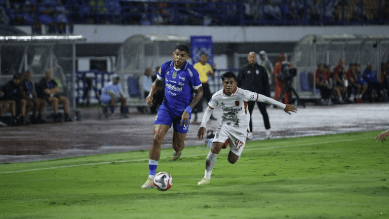 Gol Barba Jadi Penentu, Persib Kunci Tiga Poin atas Bali United