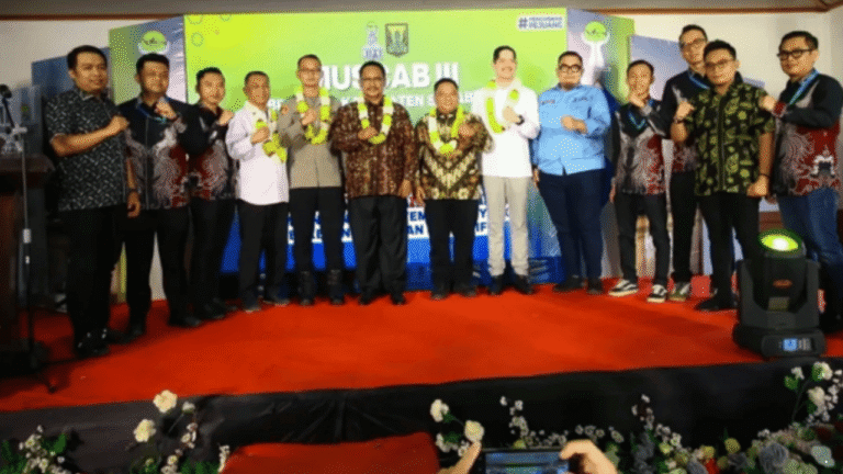 Perkuat Sinergi, Bupati dan Ketua DPRD Kabupaten Sukabumi Hadiri Muscab HIPMI