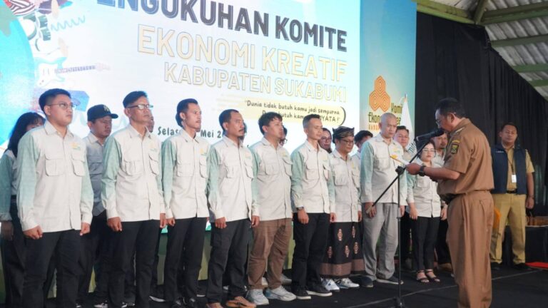 Pengurus Komite Ekonomi Kreatif Sukabumi Dikukuhkan, Bupati Asep Japar Minta Jadi Penghubung Inovasi